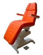 Косметологическое кресло Ондеви-2, откидные подлокотники, педаль управления