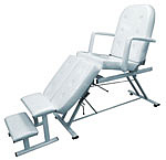 GW-3557 Кресло педикюрное 3-х секционное механика